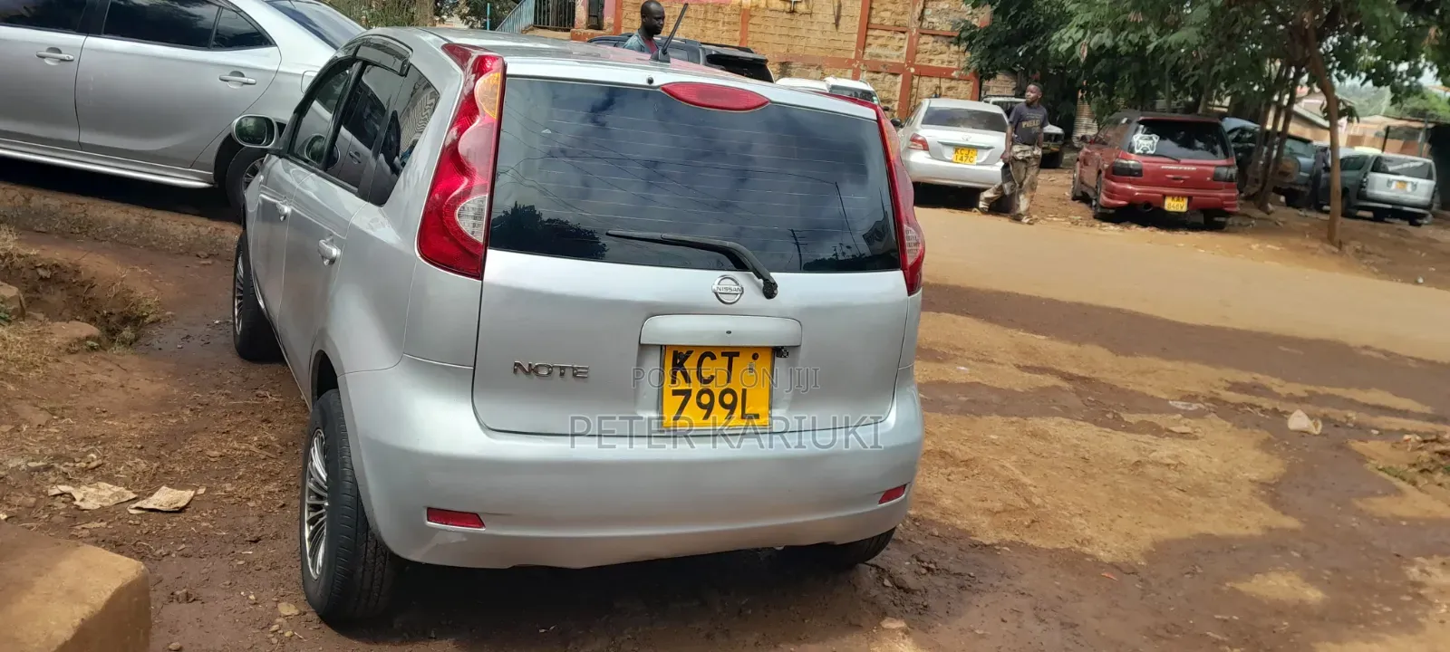 Nissan Note 2011 Silver