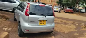 Nissan Note 2011 Silver