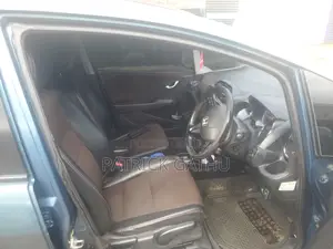 Honda Shuttle 2015 Blue