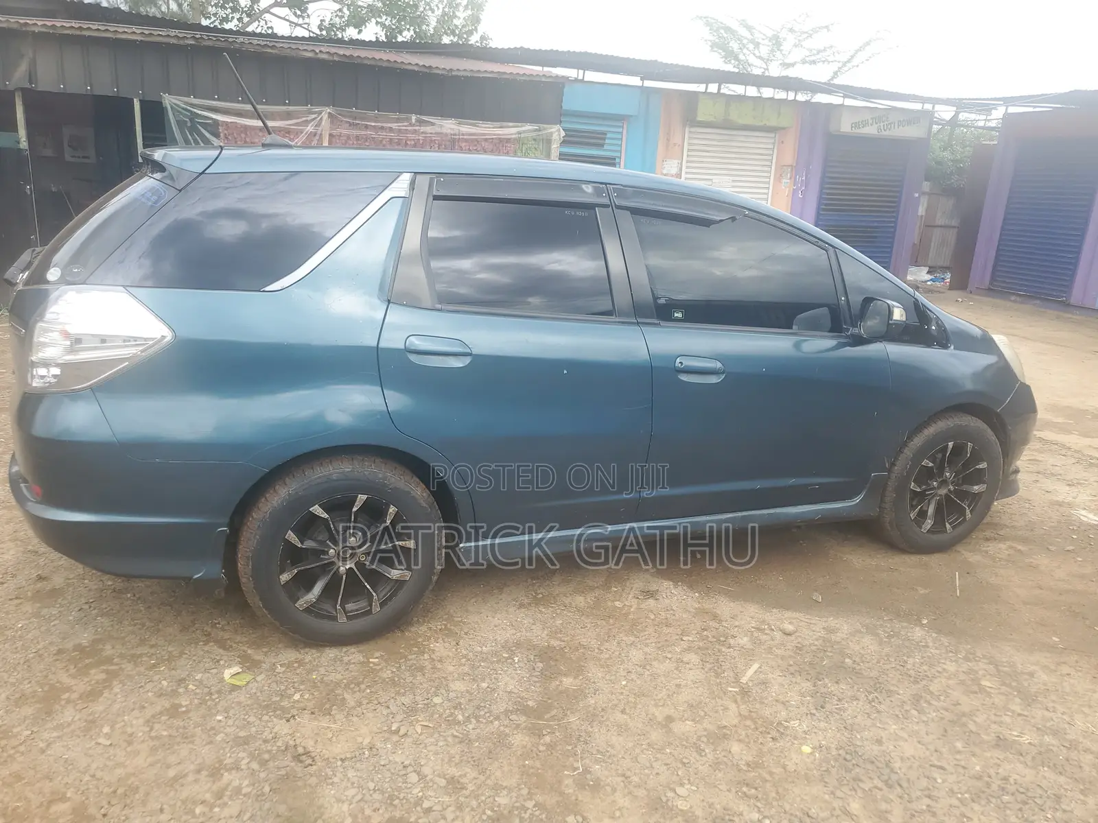 Honda Shuttle 2015 Blue