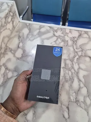 New Samsung Galaxy Z Flip 5 256 GB Green