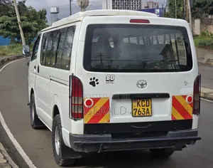 Toyota HiAce 2008 White
