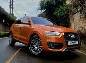 Audi Q3 2017 Orange