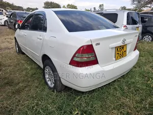 Toyota Corolla 2004 White