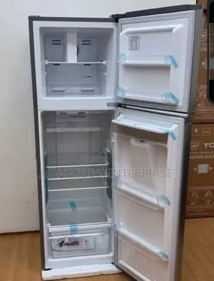 Syinix 257 Litres 2 Door Fridge - External Dispenser (Built-in Guard)