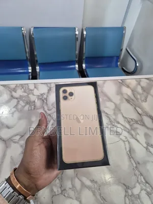 New Apple iPhone 11 Pro Max 256 GB Gold