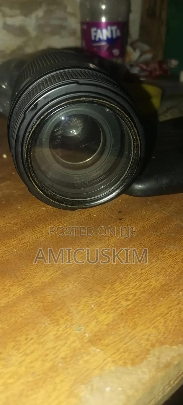 70 - 300 Zoom Lens - thumbnail 2