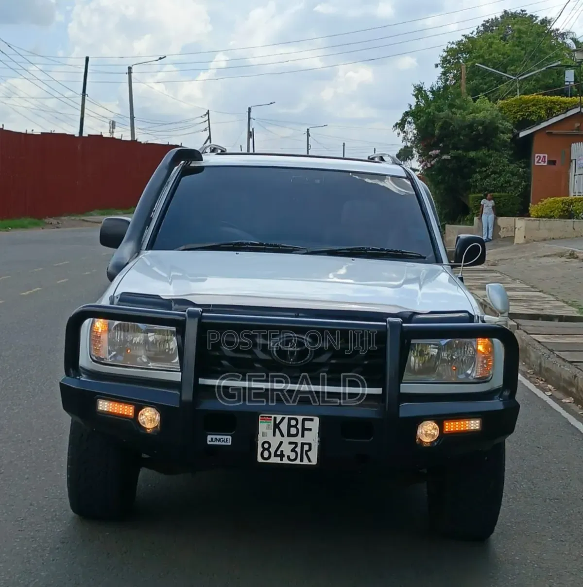 Toyota Land Cruiser 2001 Pearl