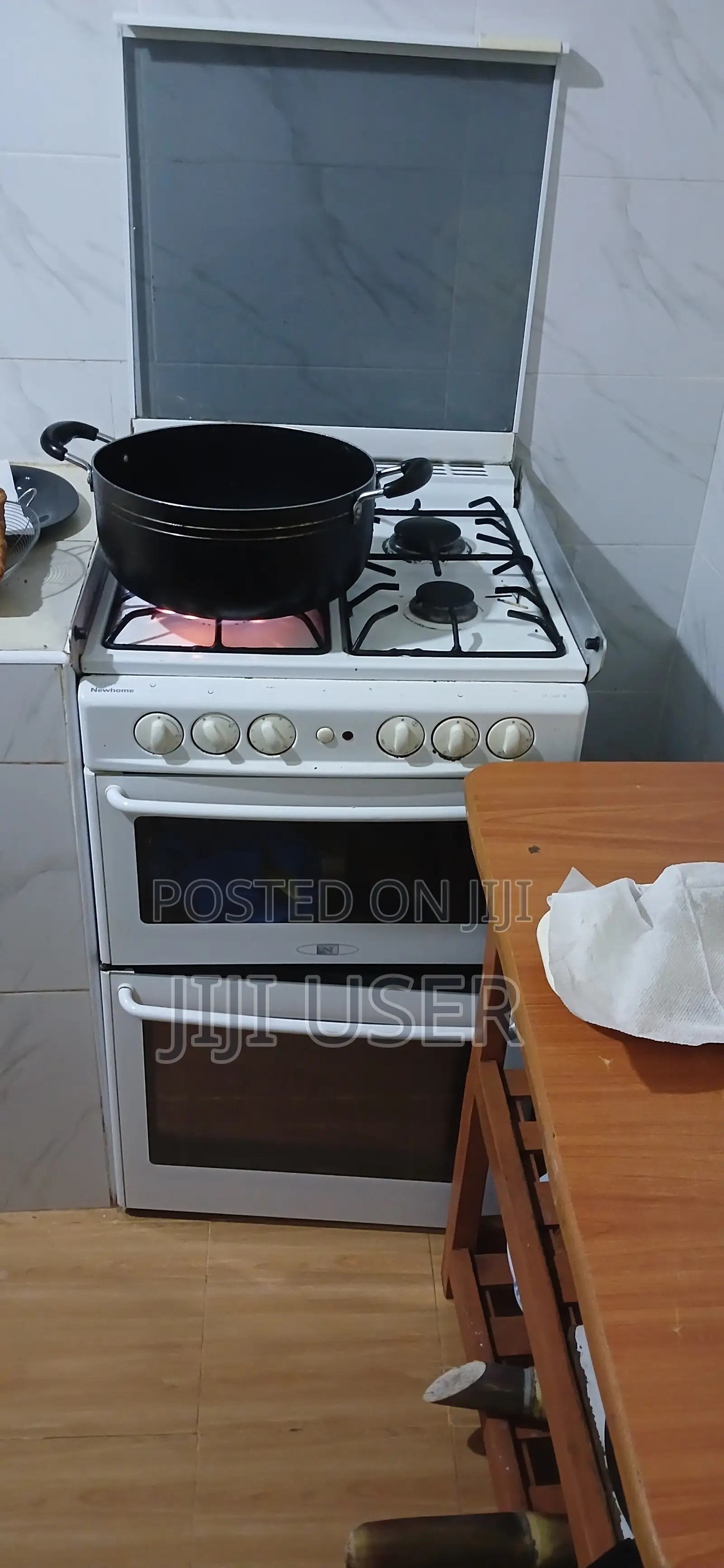 Cooker Free Standing.