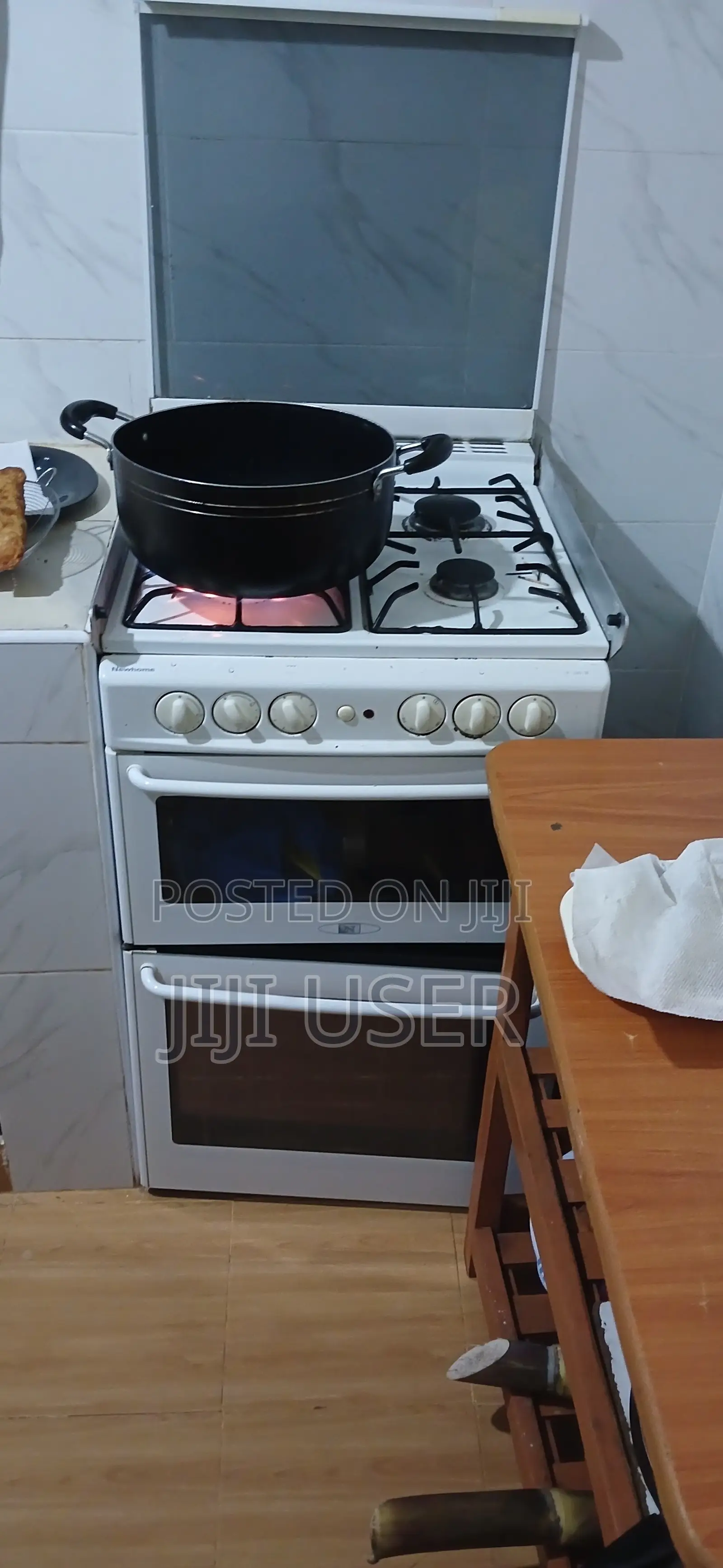 Cooker Free Standing.