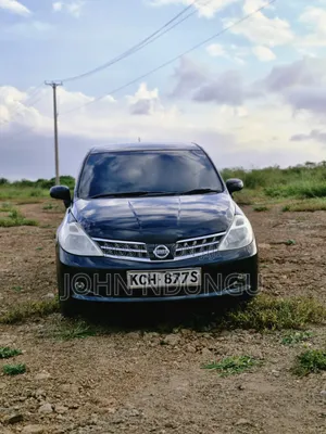 Nissan Tiida 2010 Black