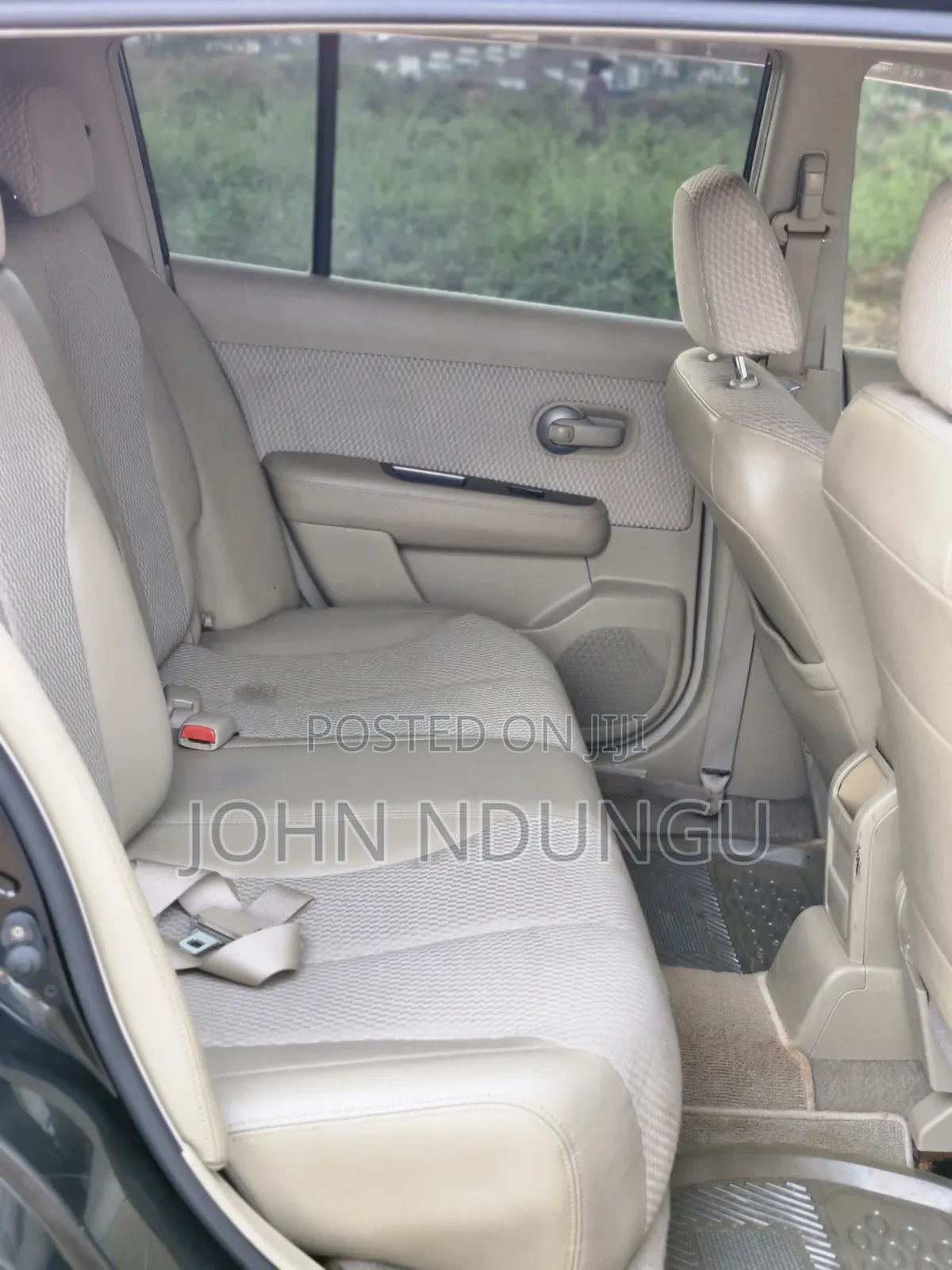 Nissan Tiida 2010 Black