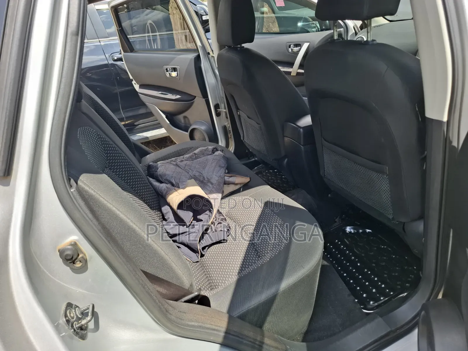 Nissan Dualis 2012 Silver