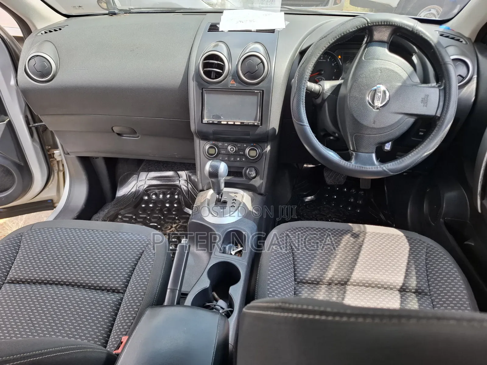 Nissan Dualis 2012 Silver