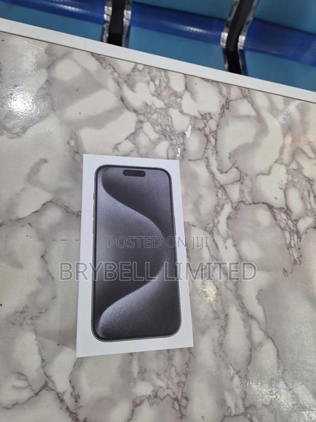 New Apple iPhone 15 Pro Max 256 GB Blue - thumbnail 2