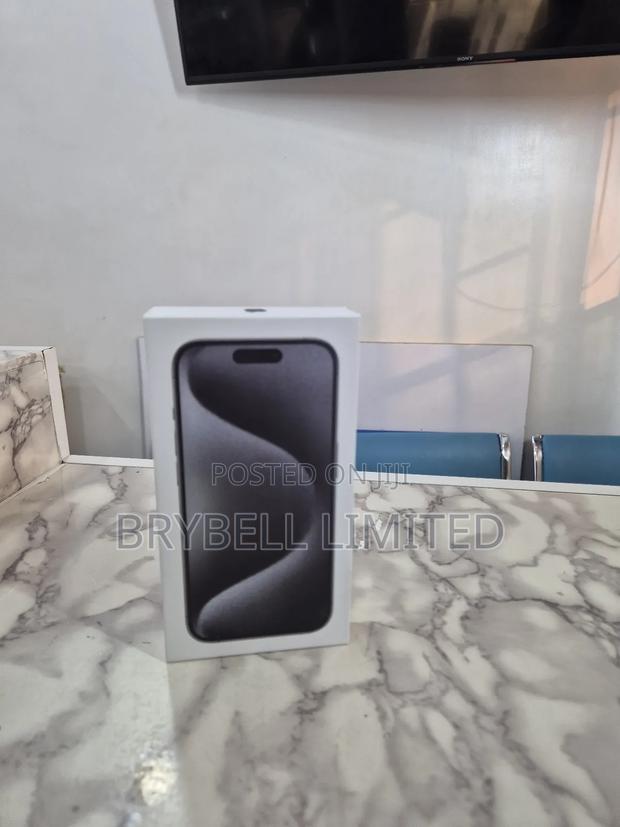 New Apple iPhone 15 Pro Max 256 GB Blue - thumbnail 3