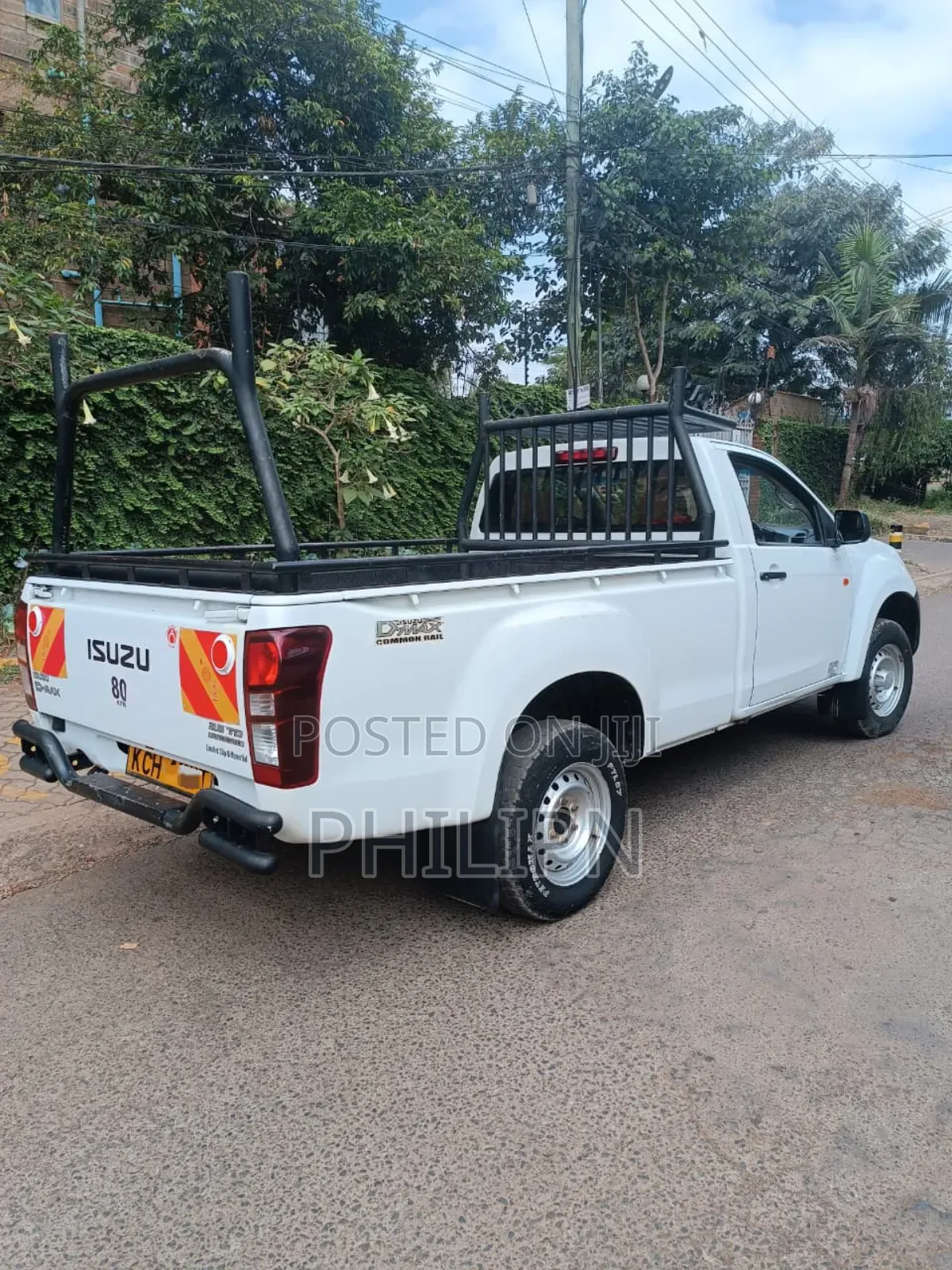 Isuzu D-MAX 2015 White