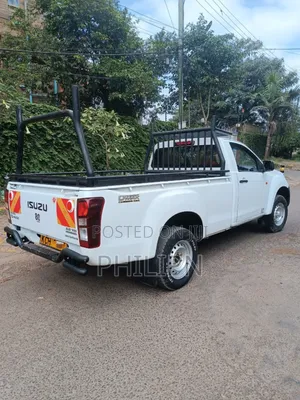 Isuzu D-MAX 2015 White