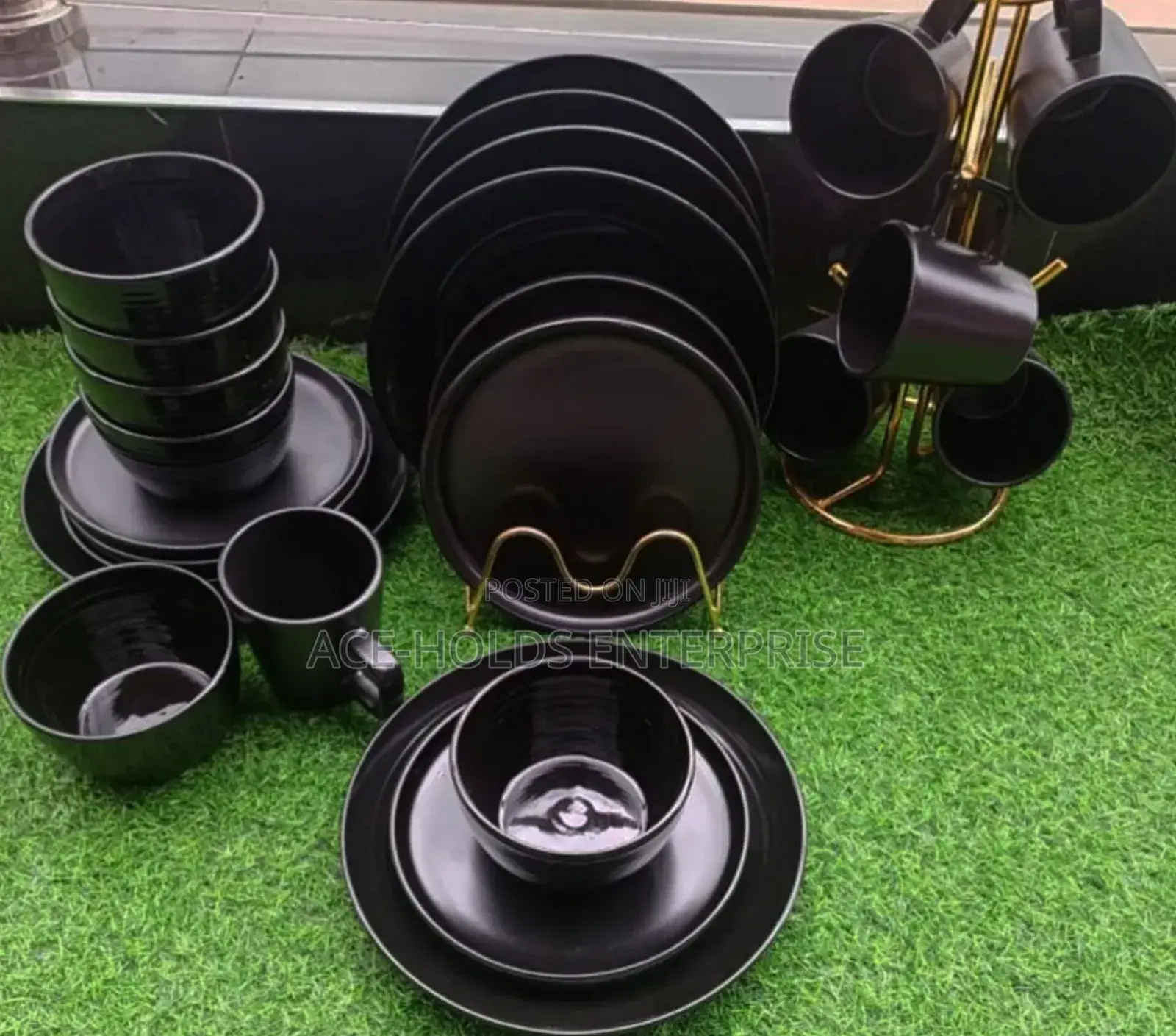 24 Pieces Black Mate Ceramic Dinner Sets
