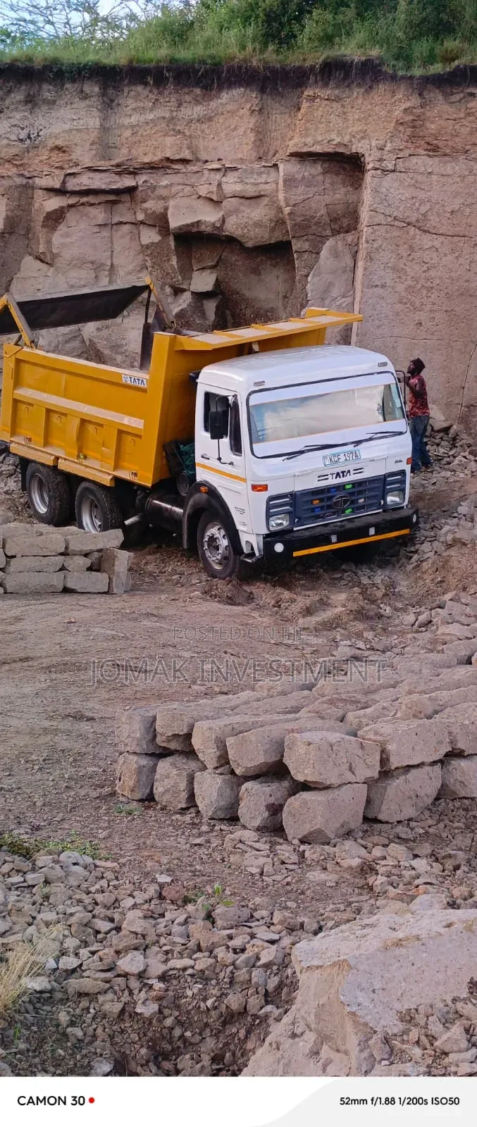 Tata Tipper 2015 White
