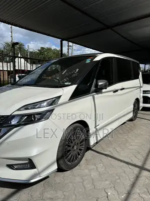 Nissan Serena 2018 White