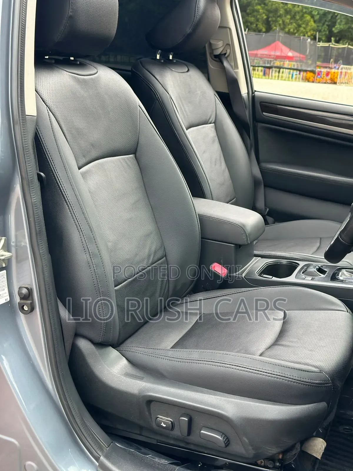 Subaru Outback 2018 Blue