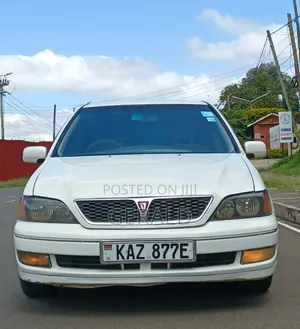 Toyota Vista 2002 White