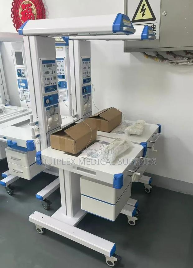 Advanced High End Neonatal Resuscitaire (For Nbus)