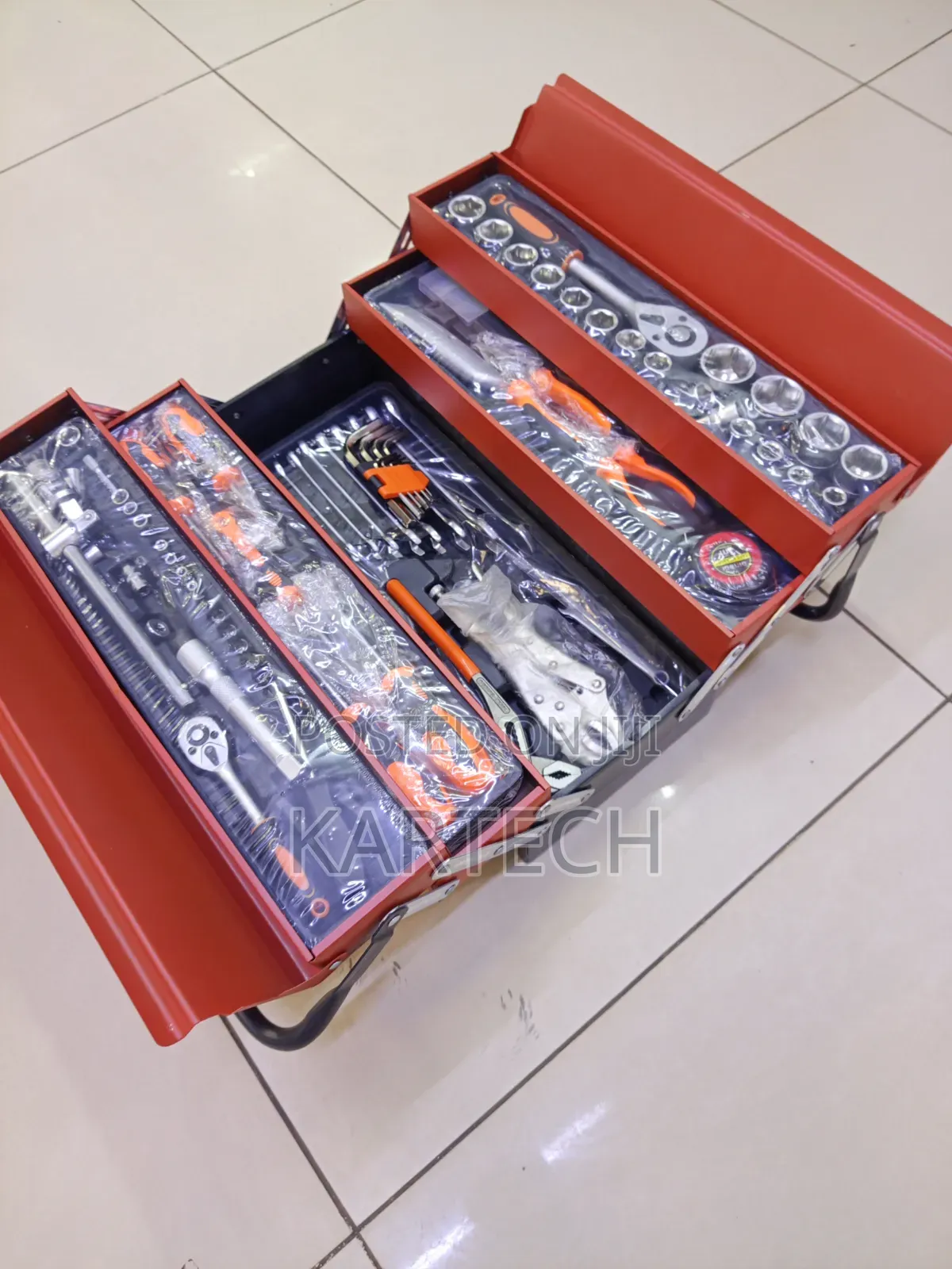 85pcs Complete Home Garage Repair Tool Set in Portable Metal Toolbox