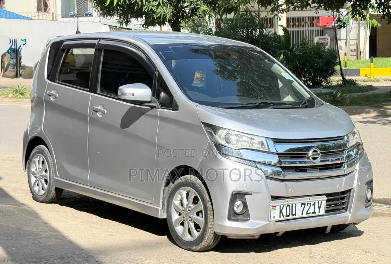 Nissan Dayz 2018 Silver