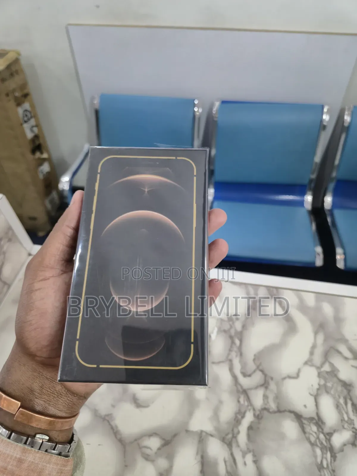 New Apple iPhone 12 Pro 256 GB Gold