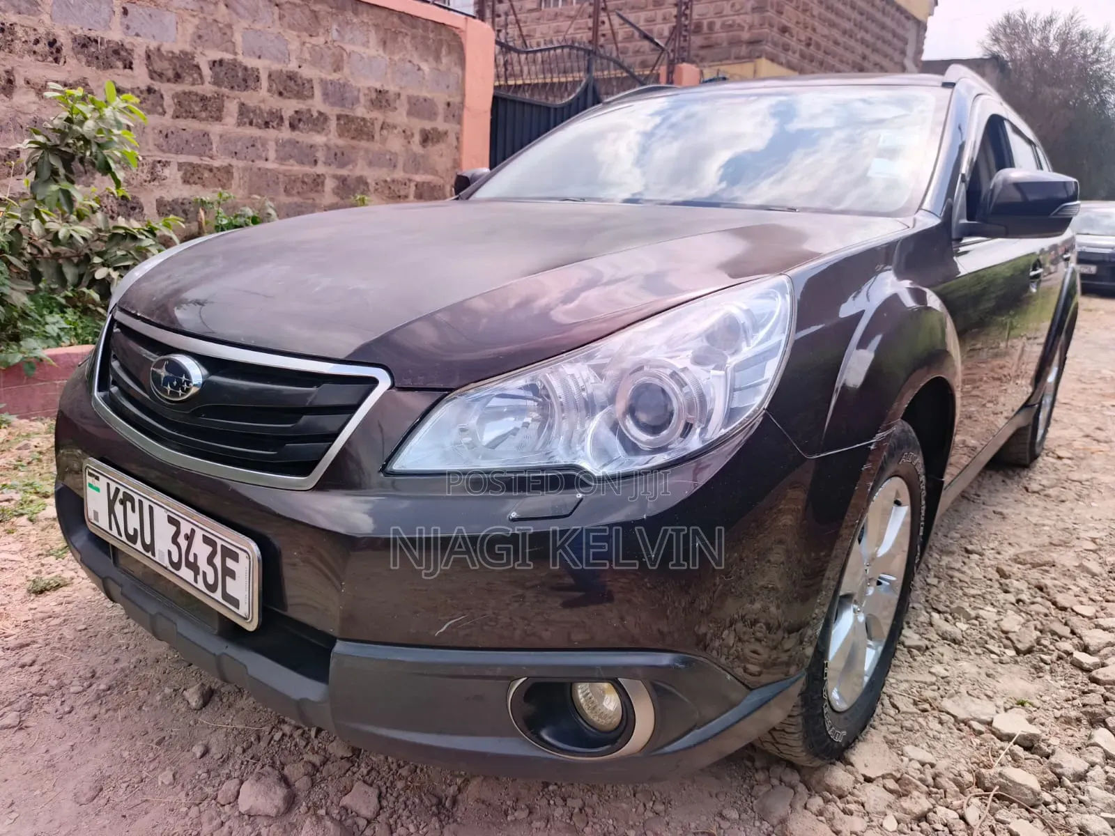 Subaru Outback 2012 Brown