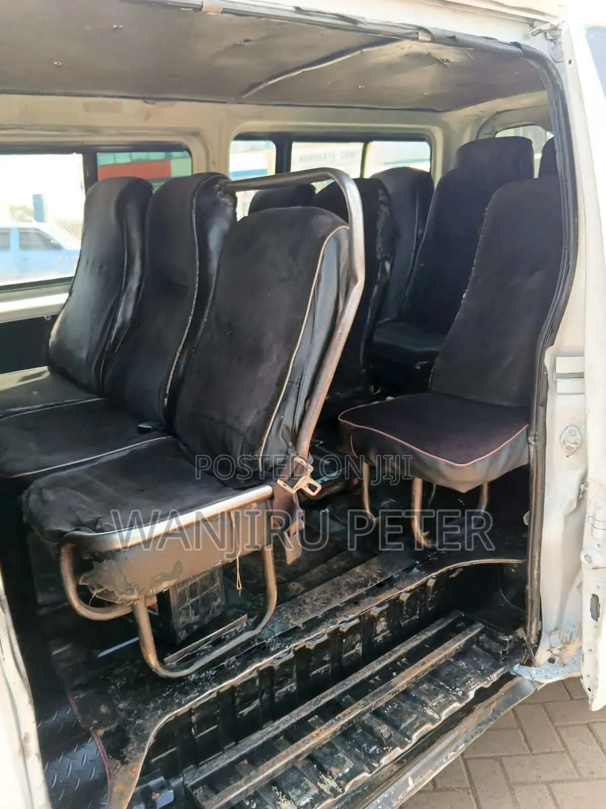 Toyota HiAce 2006 White