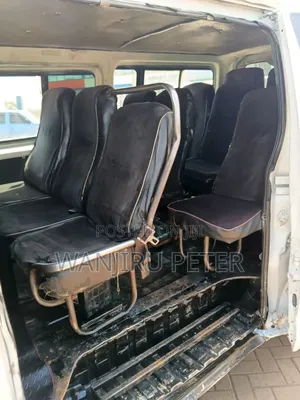 Toyota HiAce 2006 White