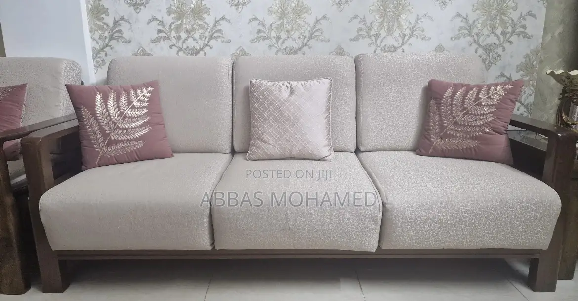 Wooden Sponge Sofa