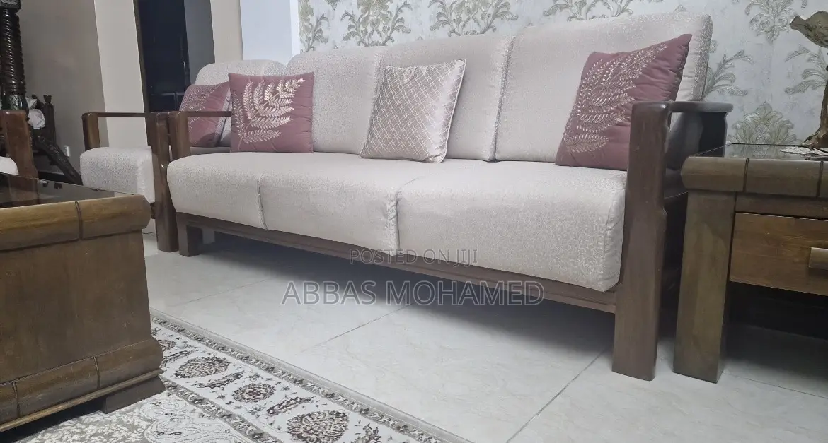 Wooden Sponge Sofa