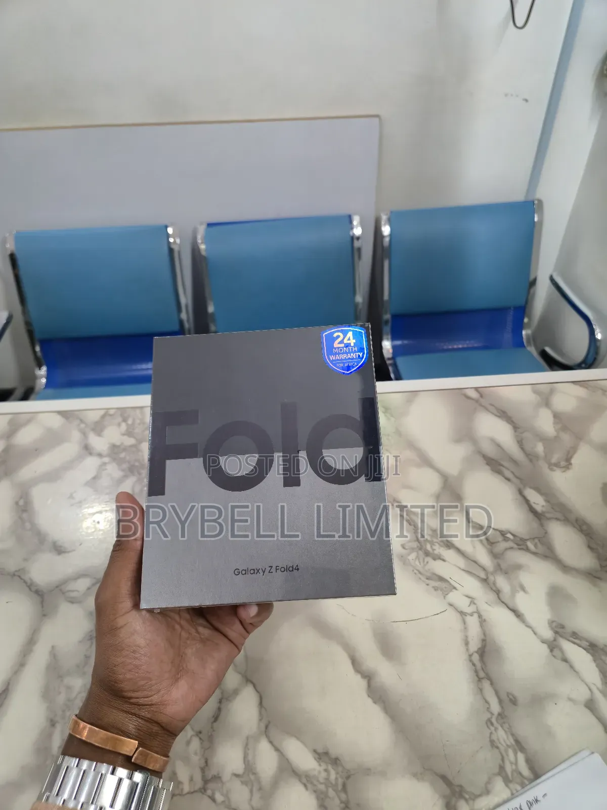 New Samsung Galaxy Z Fold4 256 GB Blue