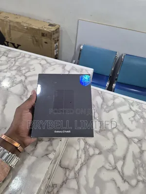 New Samsung Galaxy Z Fold 5 256 GB Black