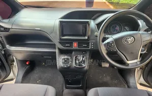 Toyota Harrier 2004 Silver