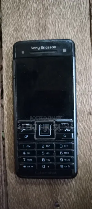 Sony Ericsson C902 Black