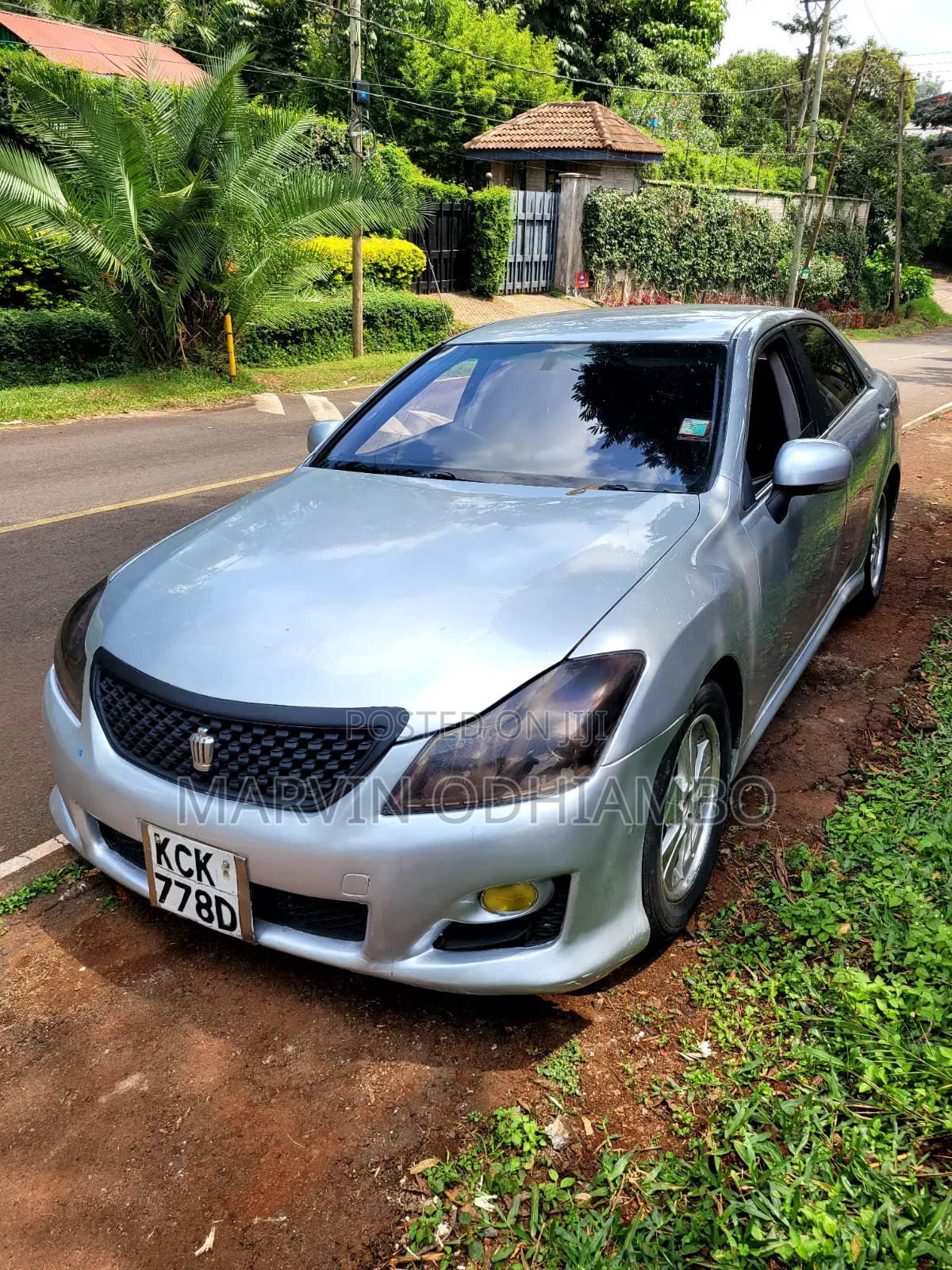 Toyota Crown 2009 Silver
