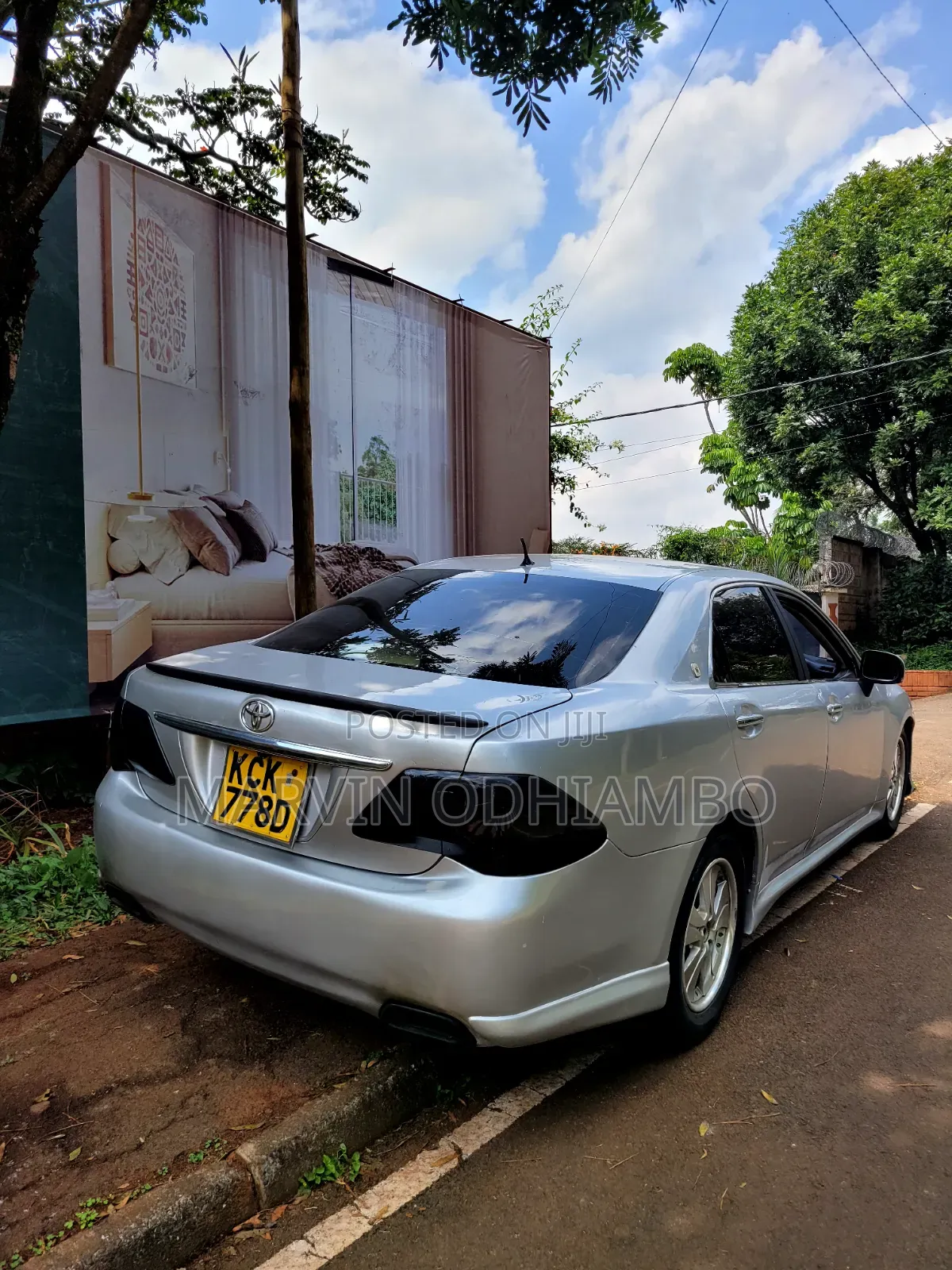 Toyota Crown 2009 Silver