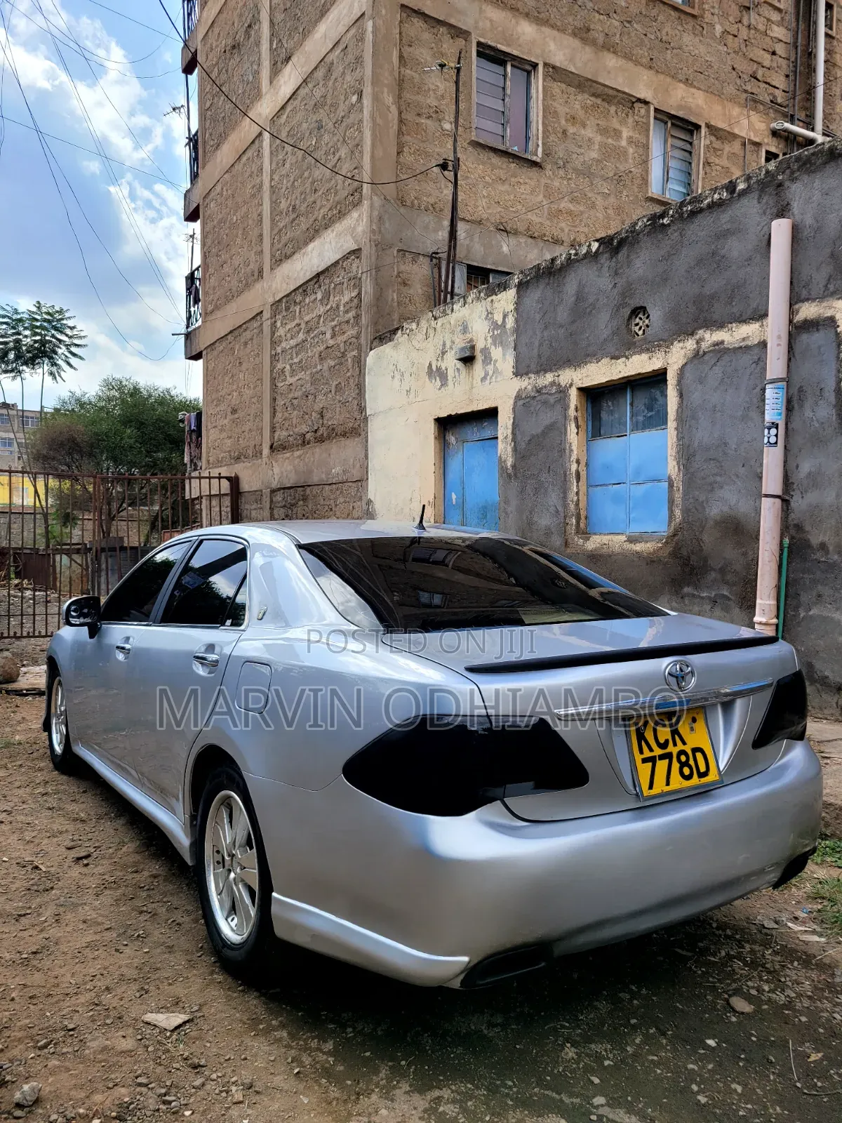 Toyota Crown 2009 Silver