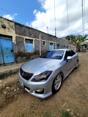 Toyota Crown 2009 Silver