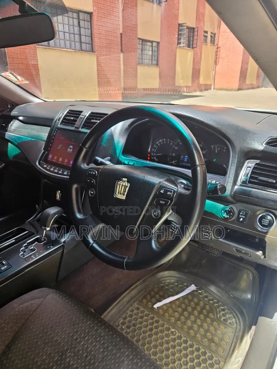 Toyota Crown 2009 Silver