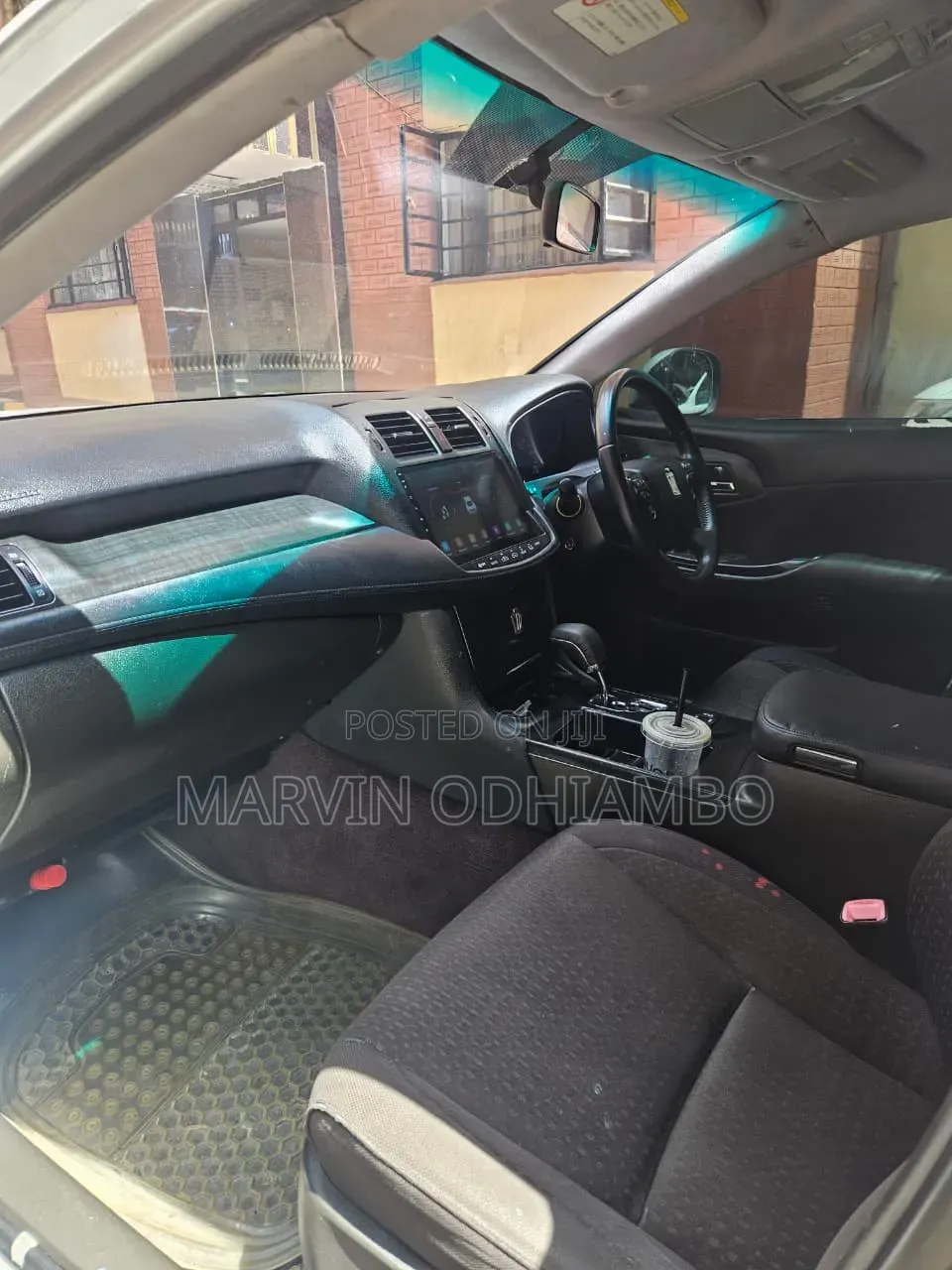 Toyota Crown 2009 Silver