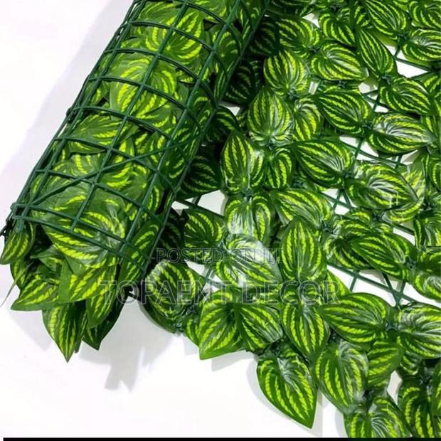 3m Wide Artificial Privacy Fence With Melon Leaves