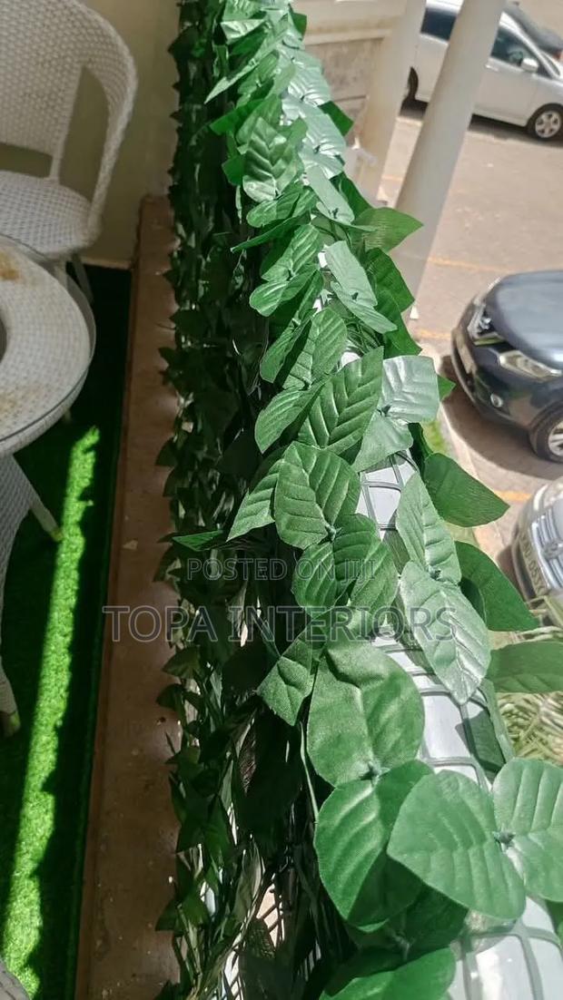 Meshed Fence Artificial Wind Breaker Balcony Privacy Fencing Leaves