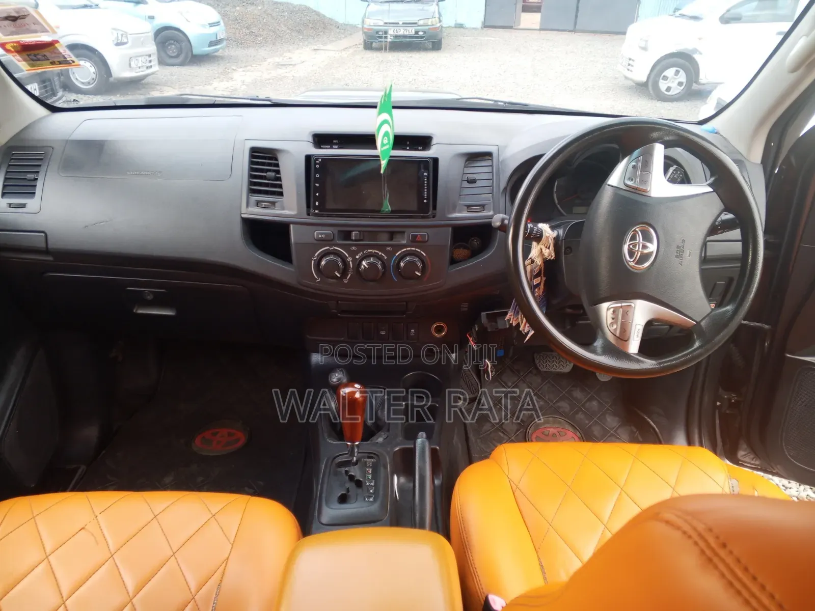 Toyota Hilux 2015 Gray