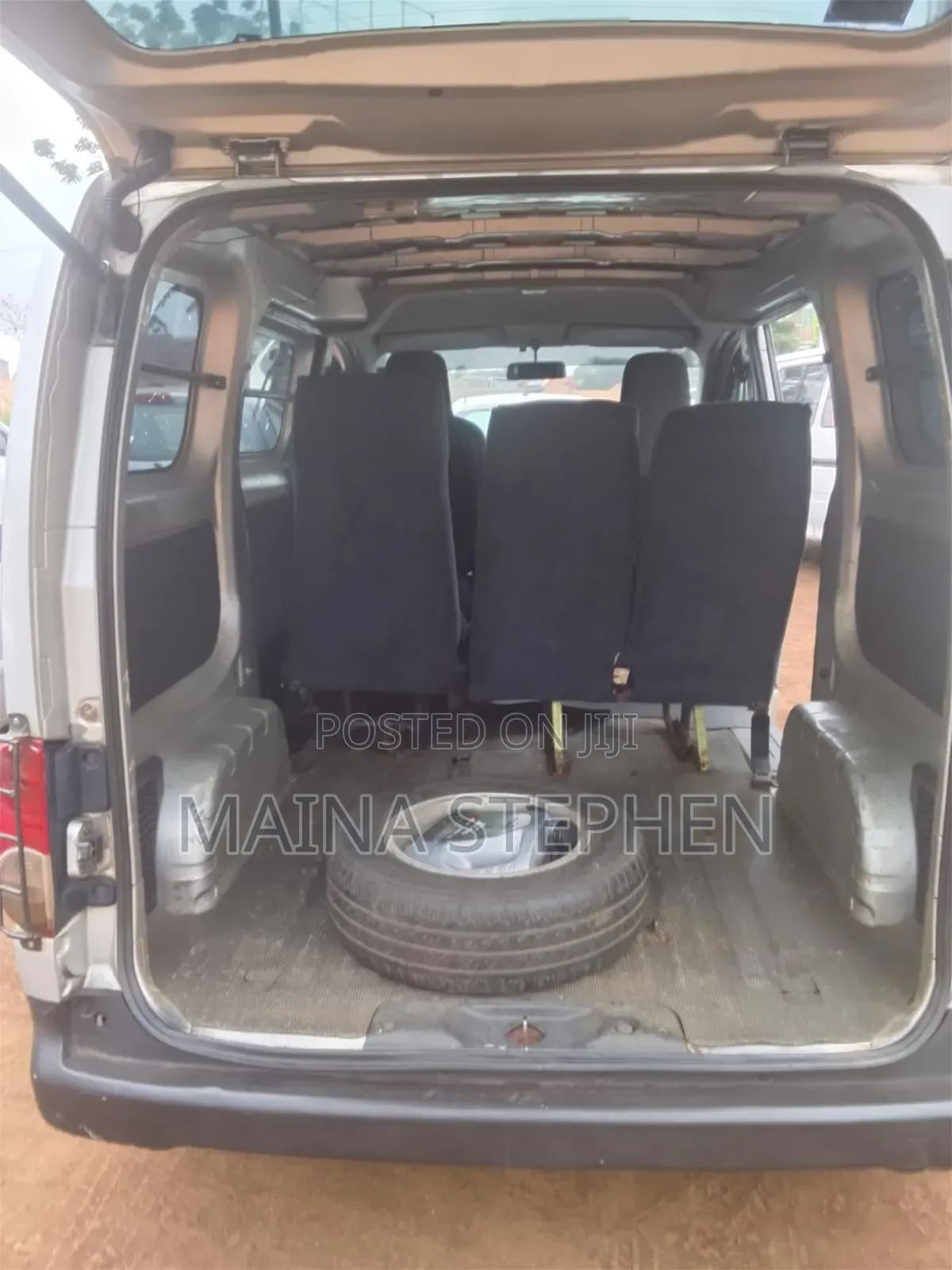 Nissan NV200 2011 Silver